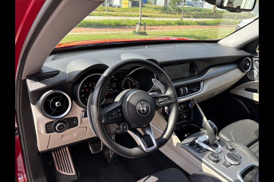 Alfa Romeo Stelvio 2.0 T AWD Sprint | Stoel/stuurwielverwarming | Harman Kardon