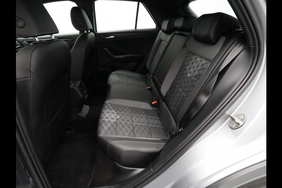 Volkswagen T-Roc 1.5 TSI 150pk DSG R-Line Navi via App Pdc Clima Led 83
