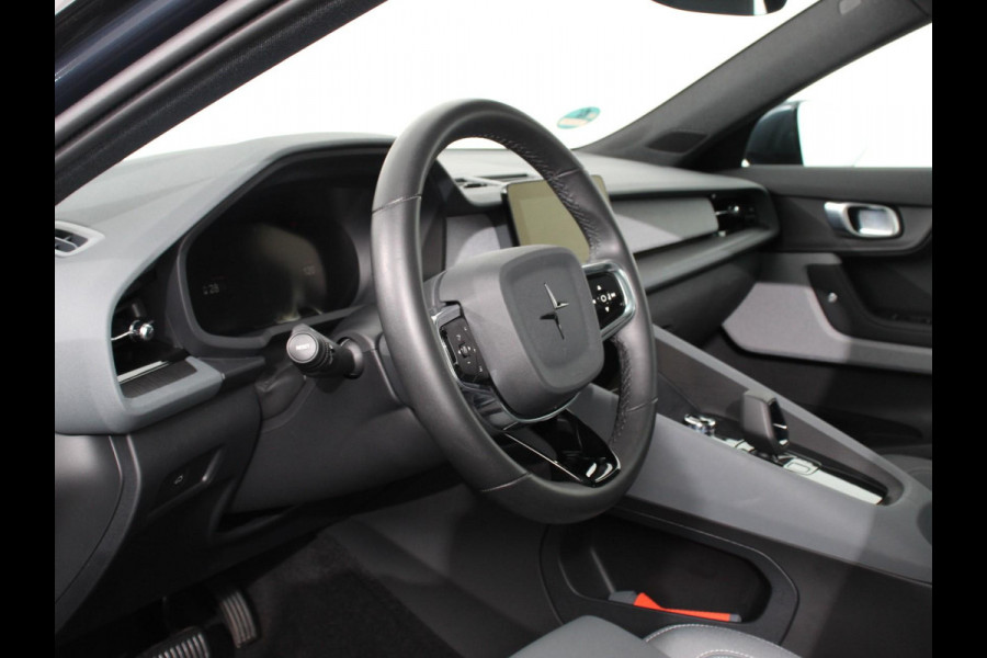 Polestar 2 Long Range Single Motor 78 kWh Climate control Cruise control Panoramadak Parkeersensoren + Camera Voorstoelen verwarmd Apple Carplay/ Android Auto