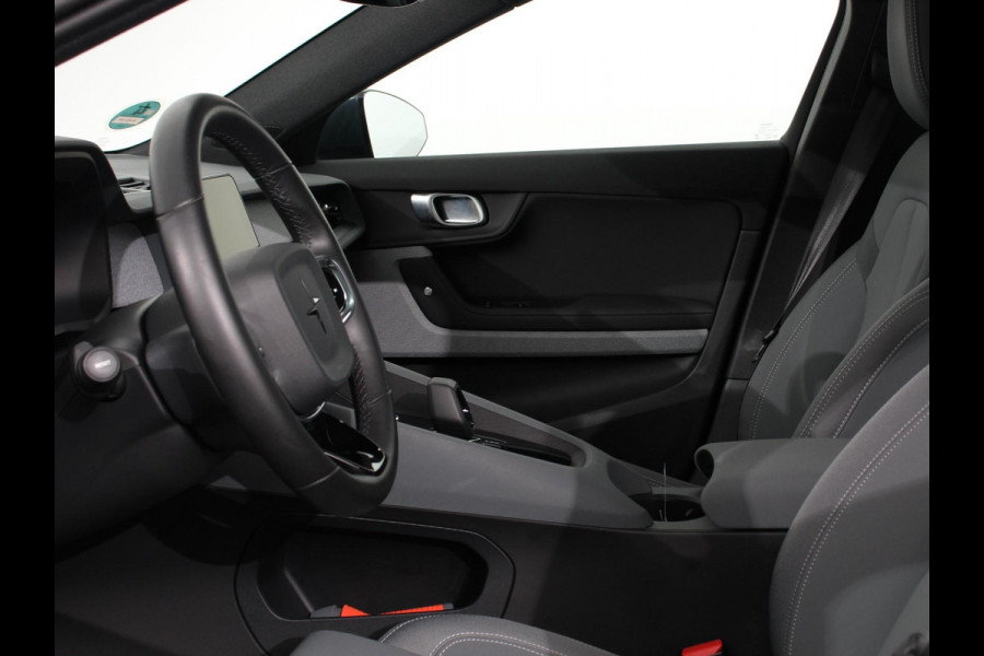 Polestar 2 Long Range Single Motor 78 kWh Climate control Cruise control Panoramadak Parkeersensoren + Camera Voorstoelen verwarmd Apple Carplay/ Android Auto