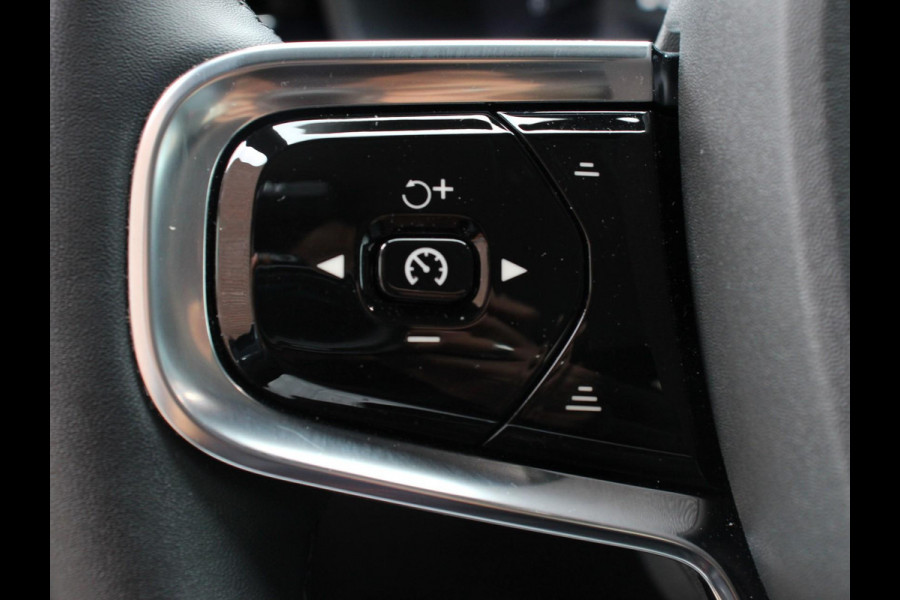 Polestar 2 Long Range Single Motor 78 kWh Climate control Cruise control Panoramadak Parkeersensoren + Camera Voorstoelen verwarmd Apple Carplay/ Android Auto