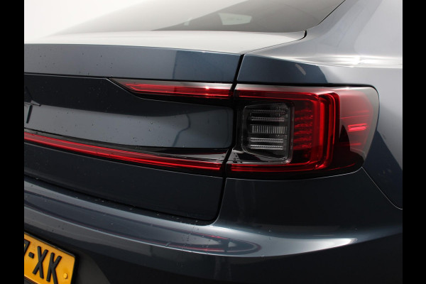 Polestar 2 Long Range Single Motor 78 kWh Climate control Cruise control Panoramadak Parkeersensoren + Camera Voorstoelen verwarmd Apple Carplay/ Android Auto