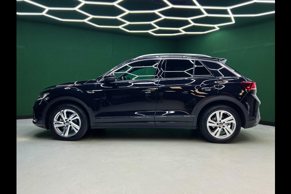 Volkswagen T-Roc 1.5 TSI R-Line Camera | IQ Drive | Massage
