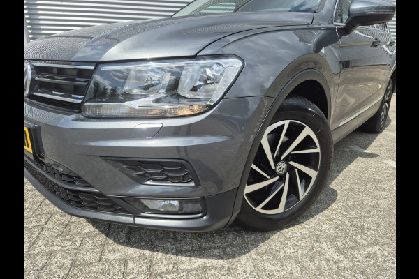 Volkswagen Tiguan 1.5 TSI Life Automaat,applecarplay/android/navigatie,cruise,stoelverwarming,parkeersensoren,trekhaak,