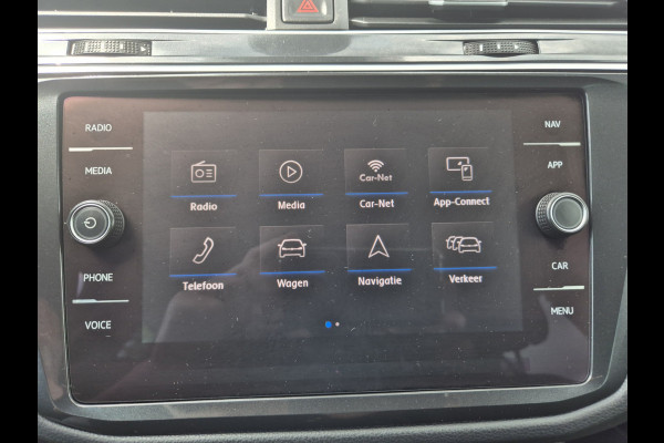 Volkswagen Tiguan 1.5 TSI Life Automaat,applecarplay/android/navigatie,cruise,stoelverwarming,parkeersensoren,trekhaak,