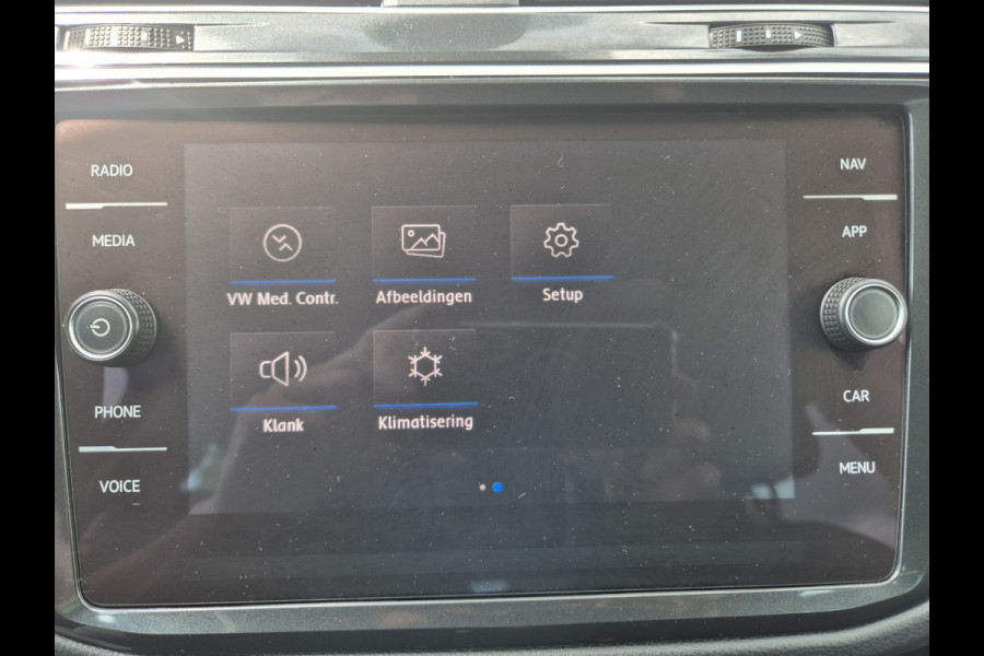Volkswagen Tiguan 1.5 TSI Life Automaat,applecarplay/android/navigatie,cruise,stoelverwarming,parkeersensoren,trekhaak,