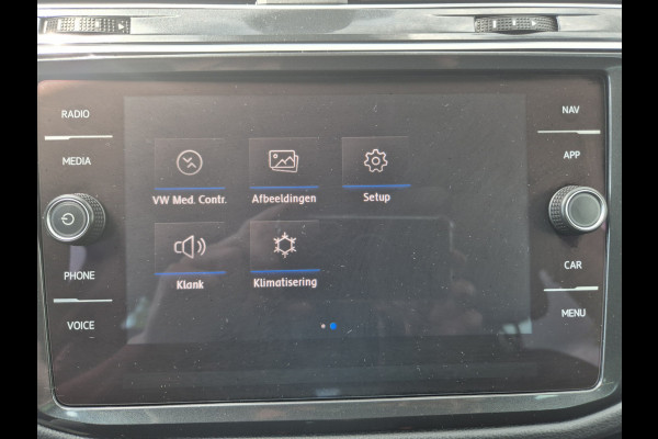 Volkswagen Tiguan 1.5 TSI Life Automaat,applecarplay/android/navigatie,cruise,stoelverwarming,parkeersensoren,trekhaak,