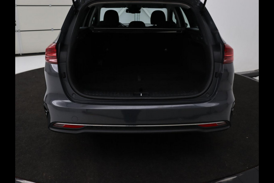 Kia Ceed 1.0 T-GDi DynamicLine | Camera | Carplay | Navigatie | Climate control | Cruise control | Parkeerhulp | Bluetooth | DAB
