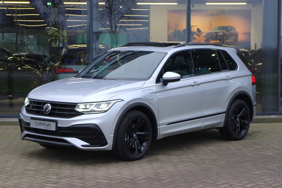 Volkswagen Tiguan 1.4 TSI eHybrid 245 PK R-Line BNS+ PHEV, Leder, Panoramadak, Groot-Navigatie, 360 Camera Volkswagen Tiguan 1.4 TSI eHybrid 245 PK R-Line BNS+ PHEV, Leder, Panoramadak, Groot-Navigatie, 360 Camera