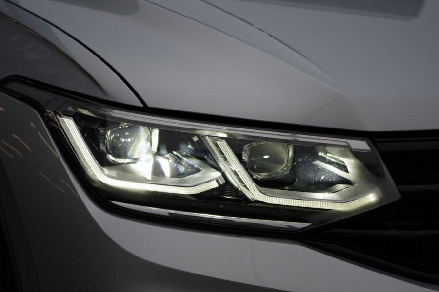 Volkswagen Tiguan 1.4 TSI eHybrid 245 PK R-Line BNS+ PHEV, Leder, Panoramadak, Groot-Navigatie, 360 Camera