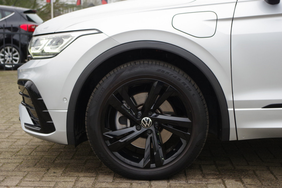 Volkswagen Tiguan 1.4 TSI eHybrid 245 PK R-Line BNS+ PHEV, Leder, Panoramadak, Groot-Navigatie, 360 Camera