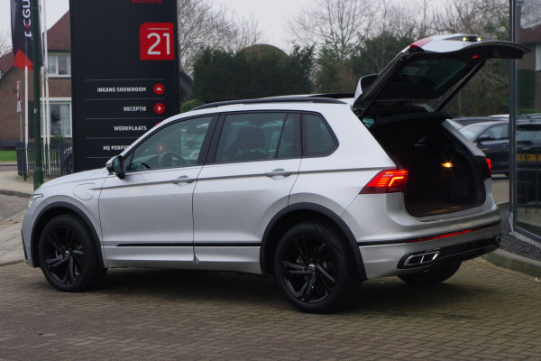 Volkswagen Tiguan 1.4 TSI eHybrid 245 PK R-Line BNS+ PHEV, Leder, Panoramadak, Groot-Navigatie, 360 Camera