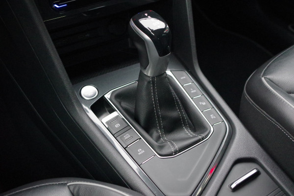 Volkswagen Tiguan 1.4 TSI eHybrid 245 PK R-Line BNS+ PHEV, Leder, Panoramadak, Groot-Navigatie, 360 Camera
