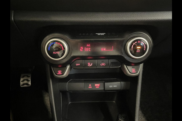 Kia Picanto 1.0 MPi GT-Line Navigatie Apple Carplay/Android Auto Camera Climate Control Leder Lichtmetalen velgen Getinte ramen