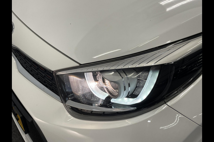 Kia Picanto 1.0 MPi GT-Line Navigatie Apple Carplay/Android Auto Camera Climate Control Leder Lichtmetalen velgen Getinte ramen