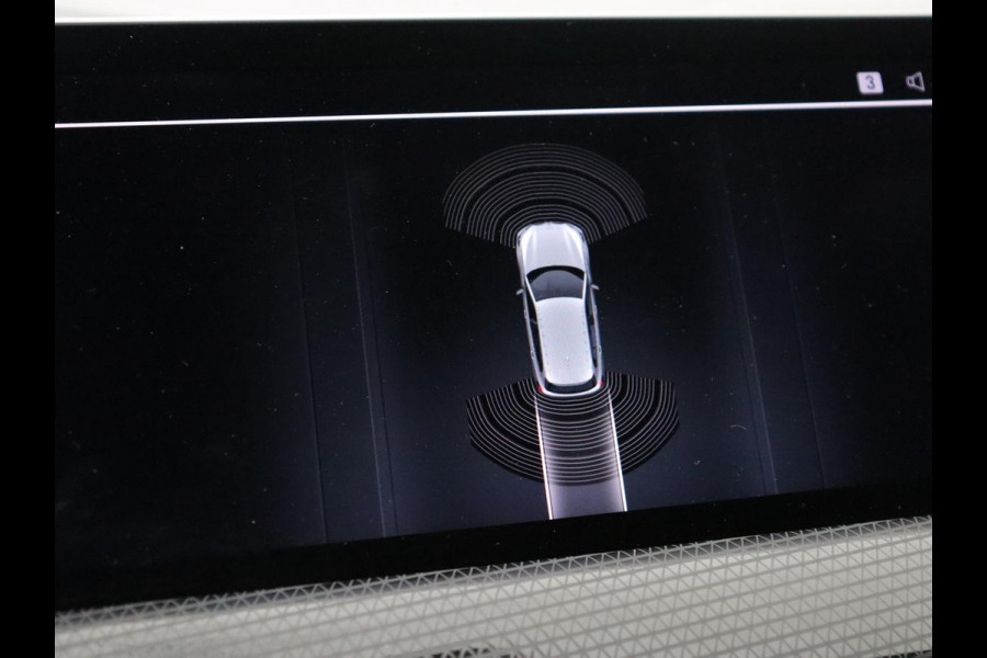 BMW 1-serie 118i M Sport | Trekhaak | Carplay | Navigatie | Sportstoelen | Half leder | Full LED | Climate control | Parkeerhulp