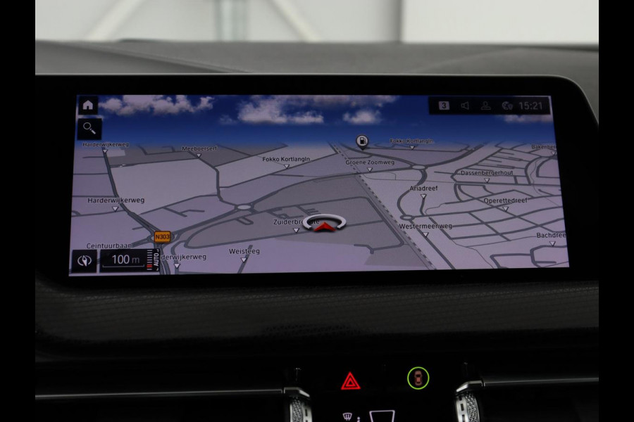 BMW 1-serie 118i M Sport | Trekhaak | Carplay | Navigatie | Sportstoelen | Half leder | Full LED | Climate control | Parkeerhulp