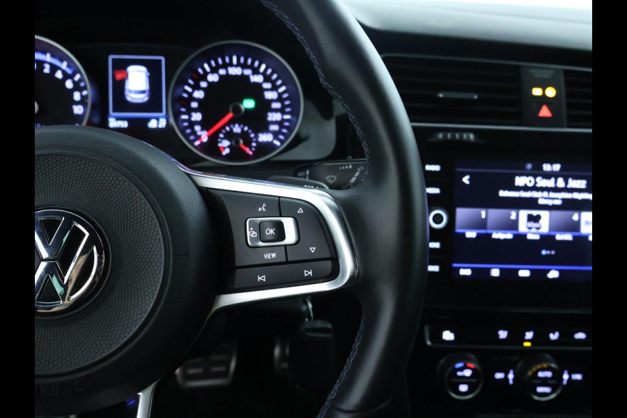 Volkswagen Golf 1.4 TSI PHEV GTE 204 PK | CarPlay | Camera