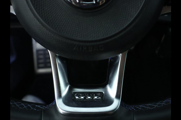 Volkswagen Golf 1.4 TSI PHEV GTE 204 PK | CarPlay | Camera