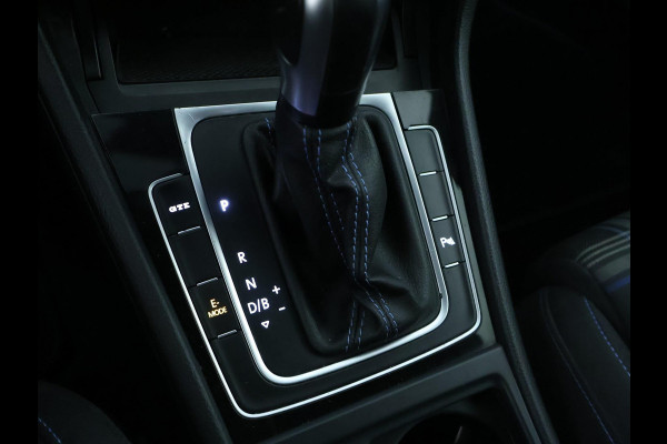 Volkswagen Golf 1.4 TSI PHEV GTE 204 PK | CarPlay | Camera