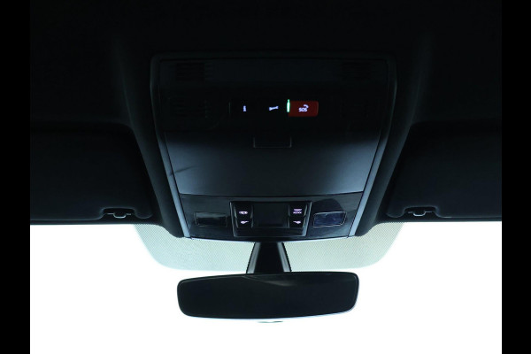 Volkswagen Golf 1.4 TSI PHEV GTE 204 PK | CarPlay | Camera