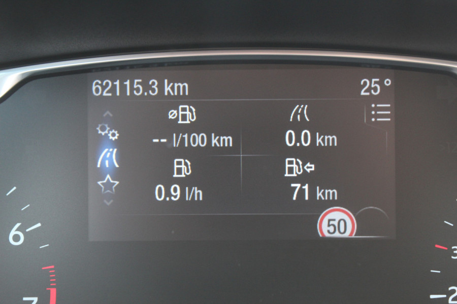 Ford Fiesta 1.0 EcoBoost Vignale , 100pk , 5 deurs 62115km NAP Climate control , Winter pack , Trekhaak , Bluetooth