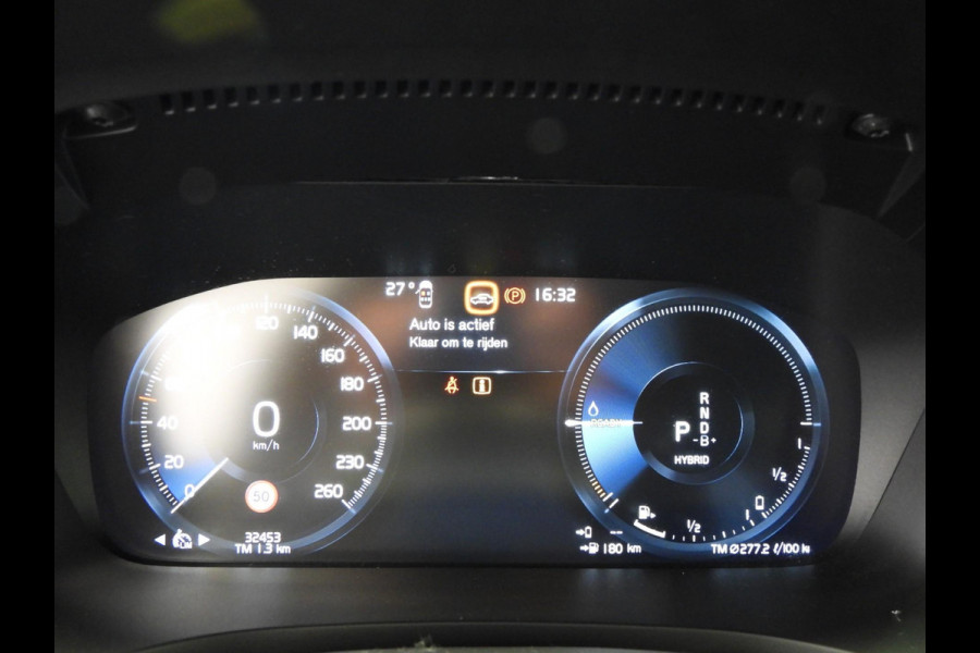 Volvo V60 2.0 T6 Recharge AWD Core Plug-in NAVI/LED/18''LMV/CLIMA