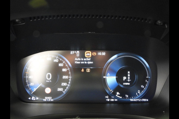 Volvo V60 2.0 T6 Recharge AWD Core Plug-in NAVI/LED/18''LMV/CLIMA