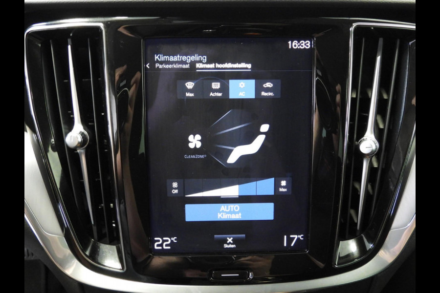 Volvo V60 2.0 T6 Recharge AWD Core Plug-in NAVI/LED/18''LMV/CLIMA