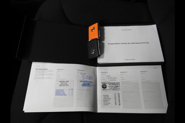 Volvo V60 2.0 T6 Recharge AWD Core Plug-in NAVI/LED/18''LMV/CLIMA
