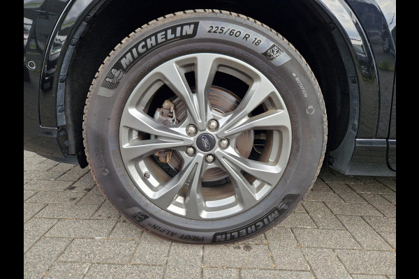Ford Kuga 2.5 PHEV ST-Line /Panoramadak /Led /Trekhaak