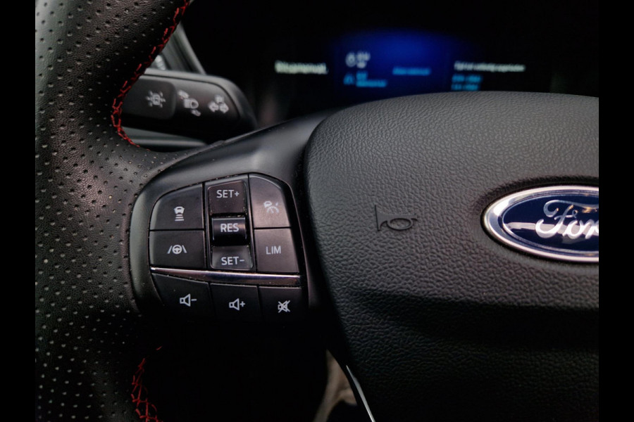 Ford Kuga 2.5 PHEV ST-Line /Panoramadak /Led /Trekhaak