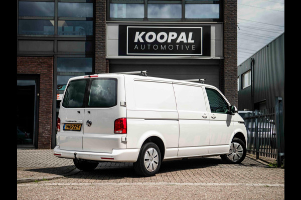 Volkswagen Transporter 2.0 TDI L2H1 | Trekhaak | Cruise | Carplay | Navi