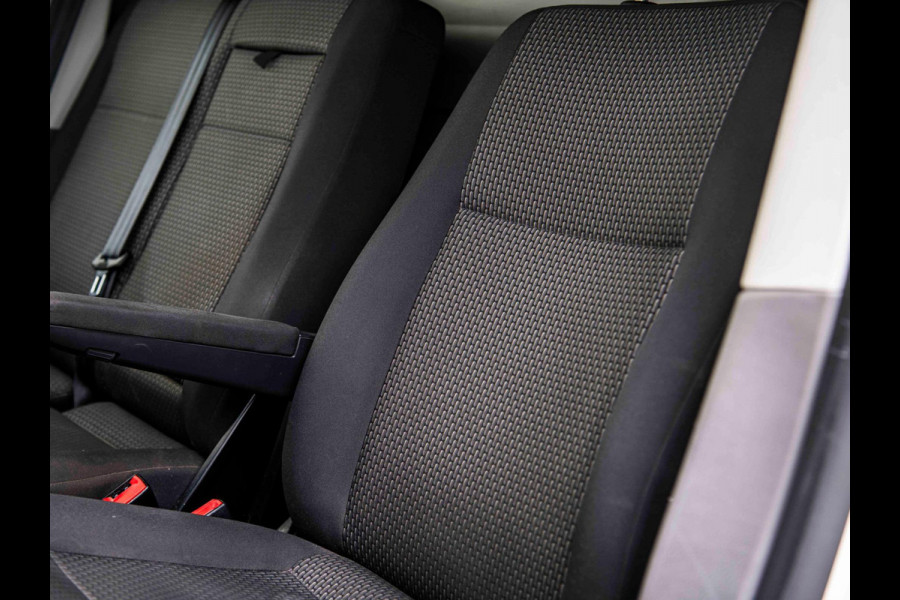 Volkswagen Transporter 2.0 TDI L2H1 | Trekhaak | Cruise | Carplay | Navi