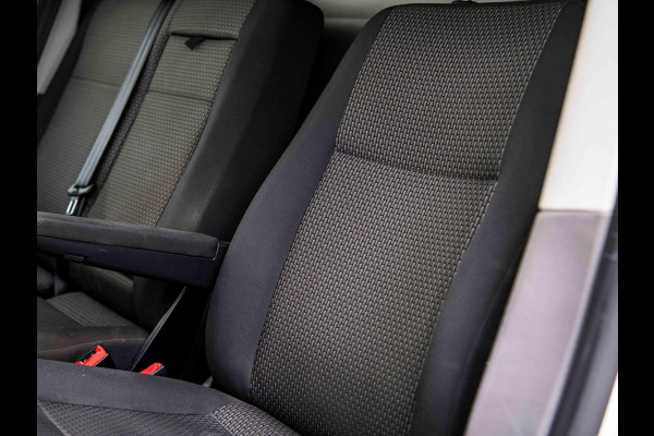 Volkswagen Transporter 2.0 TDI L2H1 | Trekhaak | Cruise | Carplay | Navi