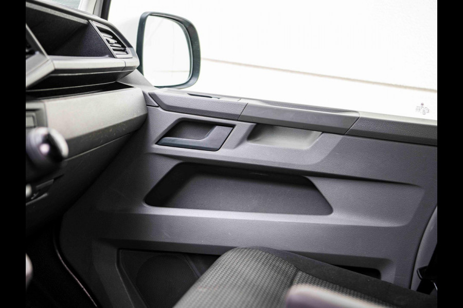 Volkswagen Transporter 2.0 TDI L2H1 | Trekhaak | Cruise | Carplay | Navi