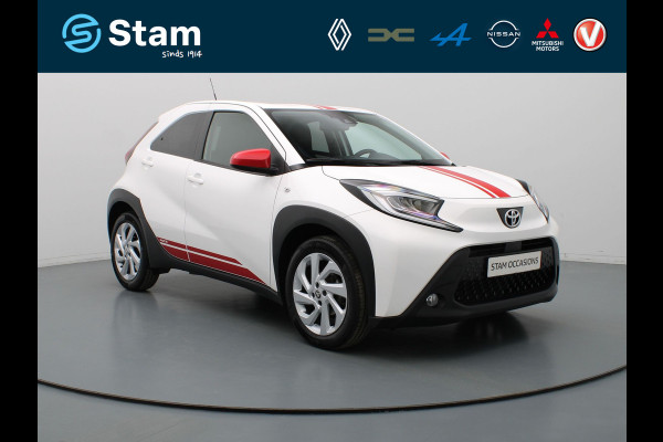 Toyota Aygo X 1.0 VVT-i MT first Adapt. Cruise | Camera | Climate | Carplay | 17" Velgen