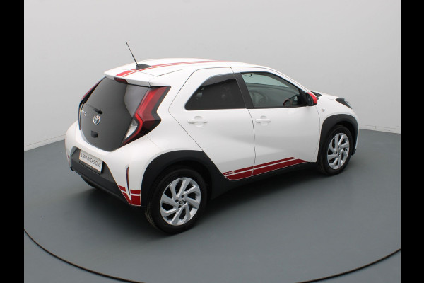 Toyota Aygo X 1.0 VVT-i MT first Adapt. Cruise | Camera | Climate | Carplay | 17" Velgen