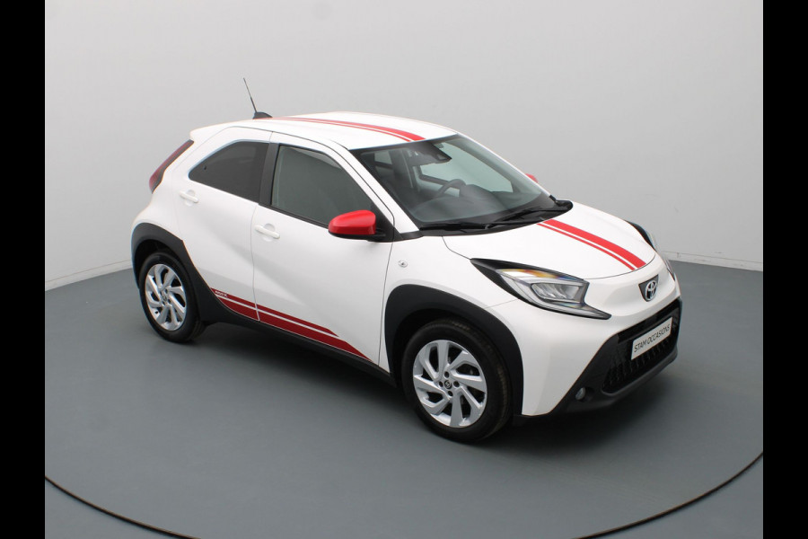 Toyota Aygo X 1.0 VVT-i MT first Adapt. Cruise | Camera | Climate | Carplay | 17" Velgen