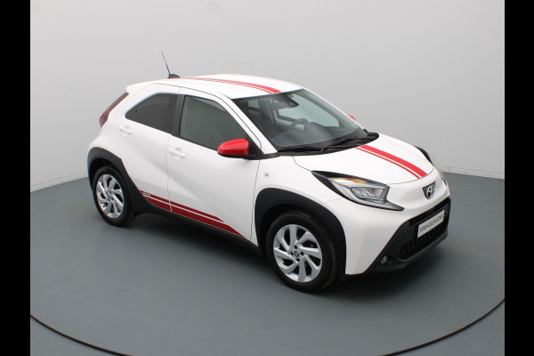 Toyota Aygo X 1.0 VVT-i MT first Adapt. Cruise | Camera | Climate | Carplay | 17" Velgen