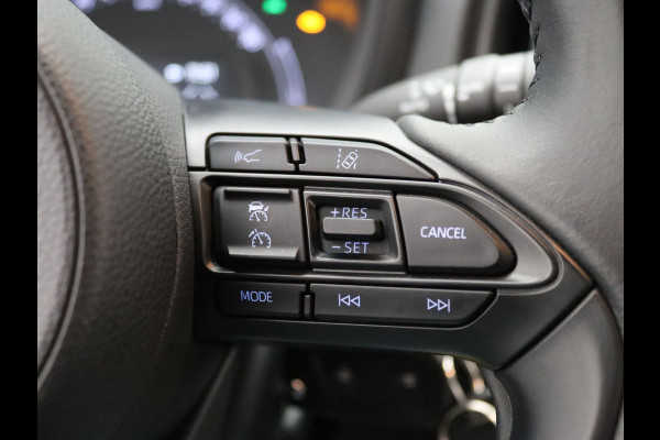 Toyota Aygo X 1.0 VVT-i MT first Adapt. Cruise | Camera | Climate | Carplay | 17" Velgen