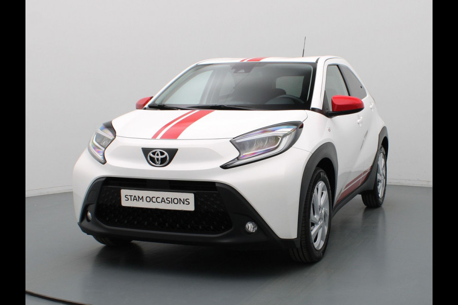 Toyota Aygo X 1.0 VVT-i MT first Adapt. Cruise | Camera | Climate | Carplay | 17" Velgen