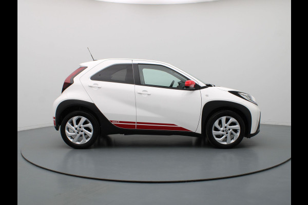 Toyota Aygo X 1.0 VVT-i MT first Adapt. Cruise | Camera | Climate | Carplay | 17" Velgen