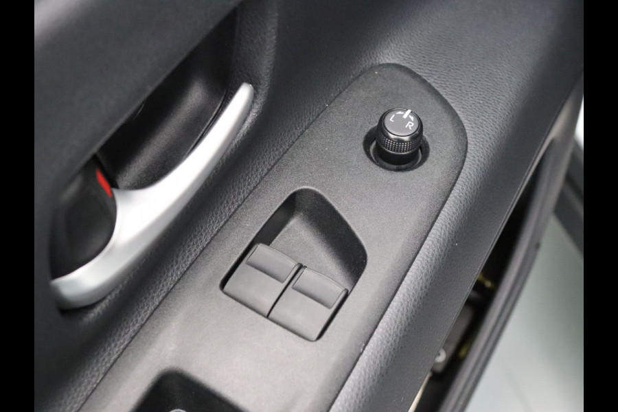 Toyota Aygo X 1.0 VVT-i MT first Adapt. Cruise | Camera | Climate | Carplay | 17" Velgen