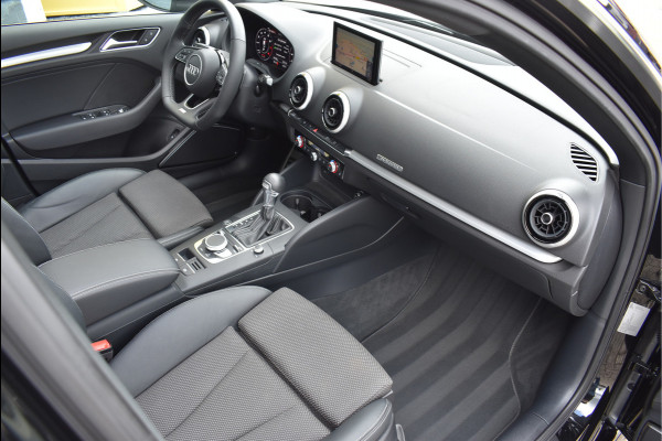 Audi A3 Sportback 1.4 E-Tron 204 Pk S-line Pano Navi Leder ACC Keyless B&O DAB 18 Inch