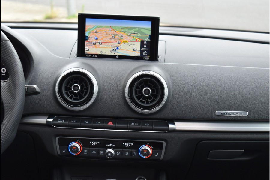 Audi A3 Sportback 1.4 E-Tron 204 Pk S-line Pano Navi Leder ACC Keyless B&O DAB 18 Inch