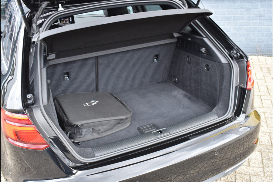 Audi A3 Sportback 1.4 E-Tron 204 Pk S-line Pano Navi Leder ACC Keyless B&O DAB 18 Inch