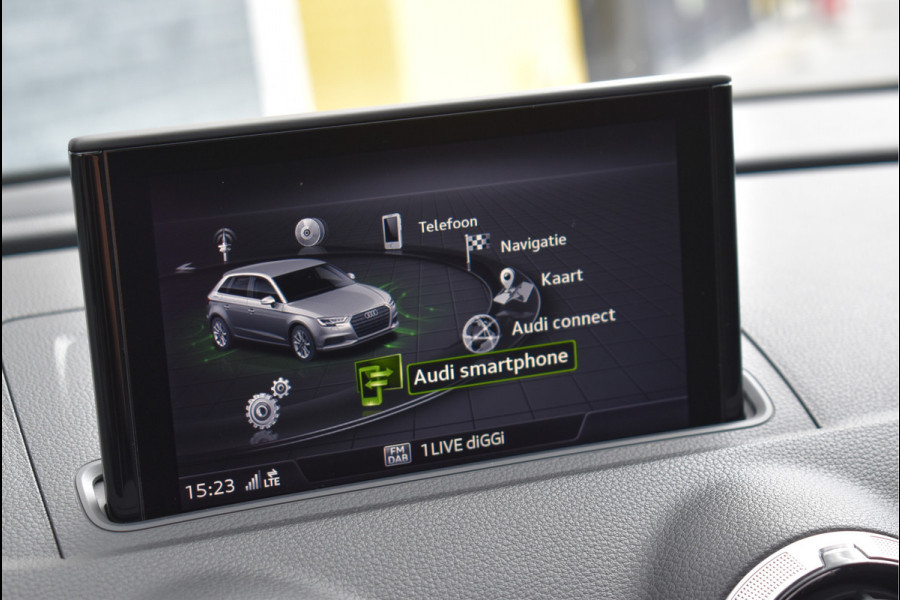 Audi A3 Sportback 1.4 E-Tron 204 Pk S-line Pano Navi Leder ACC Keyless B&O DAB 18 Inch