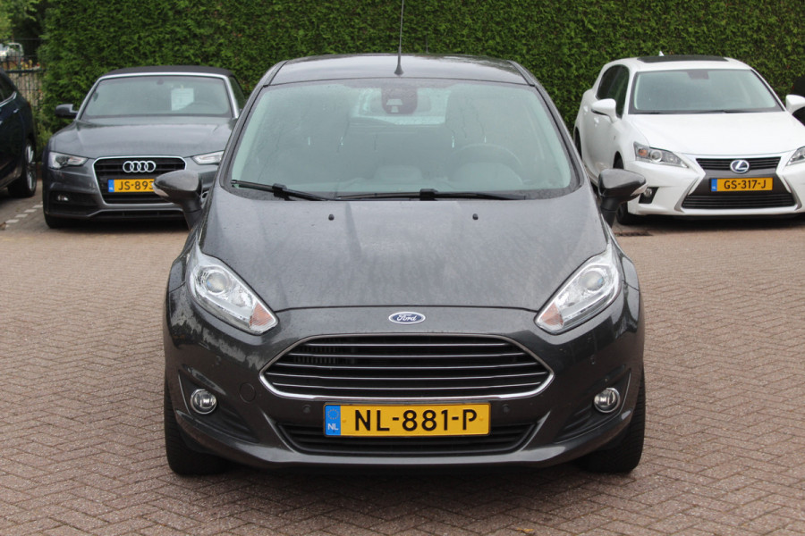 Ford Fiesta 1.0 EcoBoost Titanium Navigatie / Parkeerhulp achter / Bluetooth / 15'' / Cruise Control