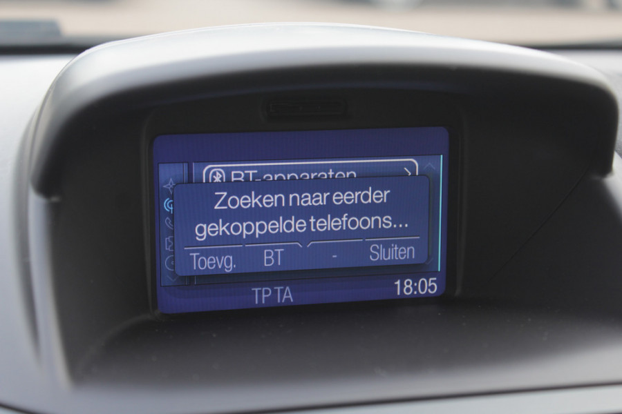 Ford Fiesta 1.0 EcoBoost Titanium Navigatie / Parkeerhulp achter / Bluetooth / 15'' / Cruise Control